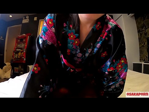 ❤️ Jauna cosplay mergina mėgsta seksą iki orgazmo su skvirtingu arkliuku ir blowjobu. Azijietė mergina su plaukuota putytė ir gražiomis krūtimis tradiciniu japonišku kostiumu mėgėjiškame vaizdo įraše, kuriame rodoma masturbacija su dulkinimo žaisliukais. Sakura 3 OSAKAPORN. Super seksas prie mūsų